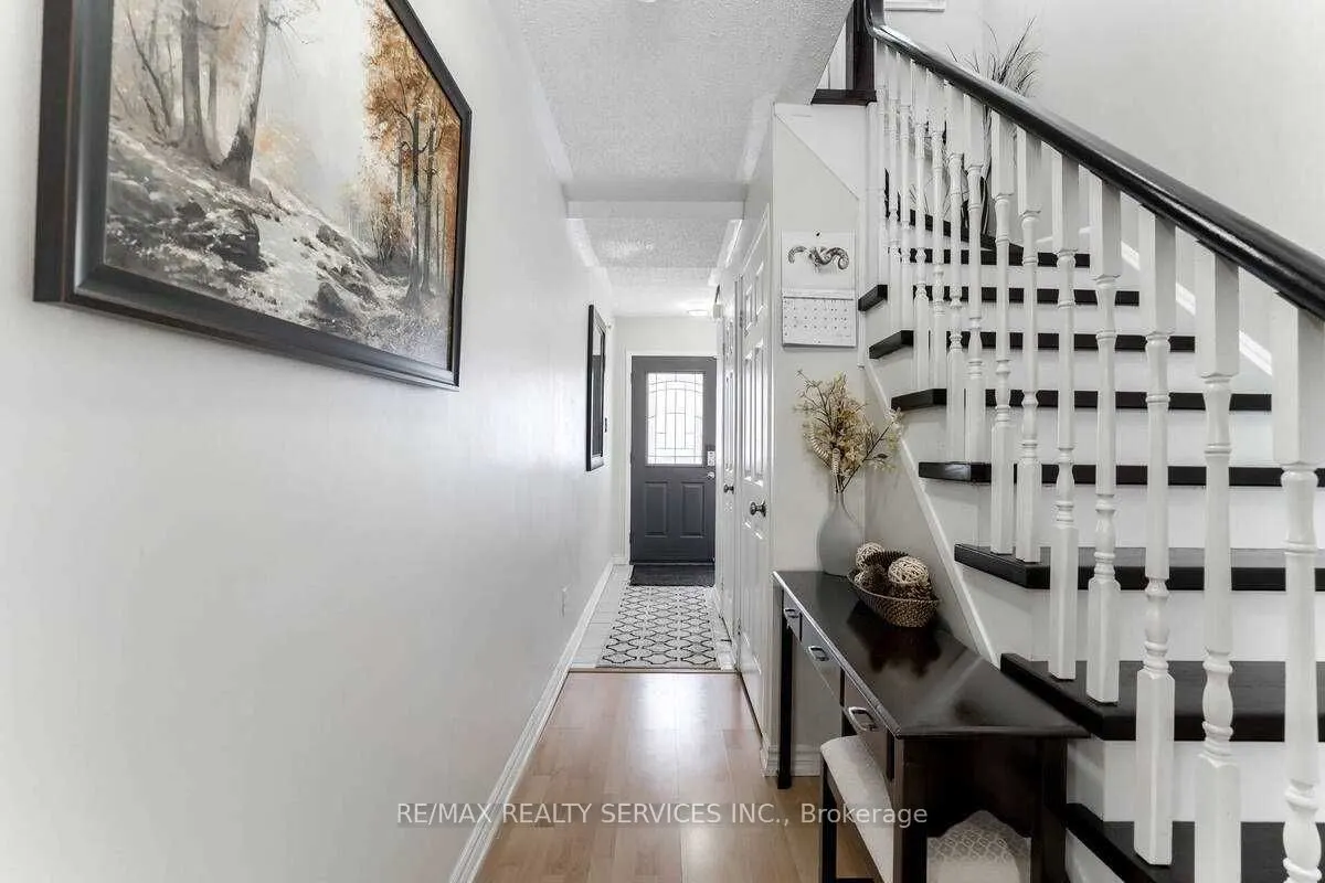 6888 Dillingwood Drive