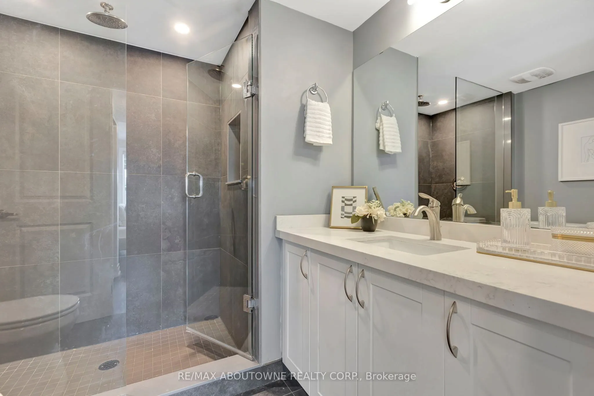 2212 Bromsgrove Road, #5