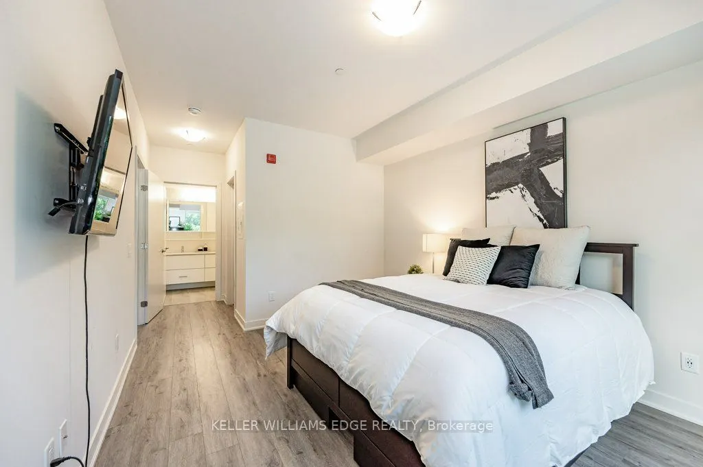 340 Plains Road E, #106