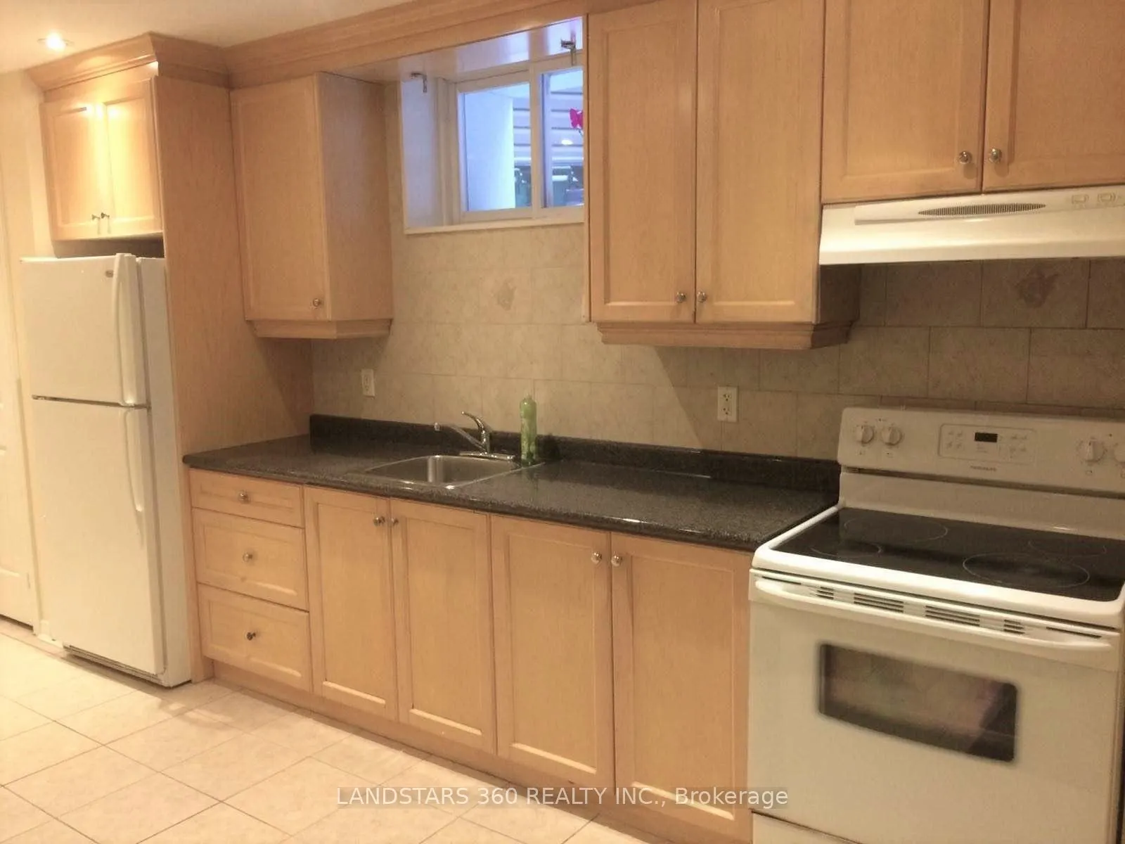 49 Boon Avenue, #Lower