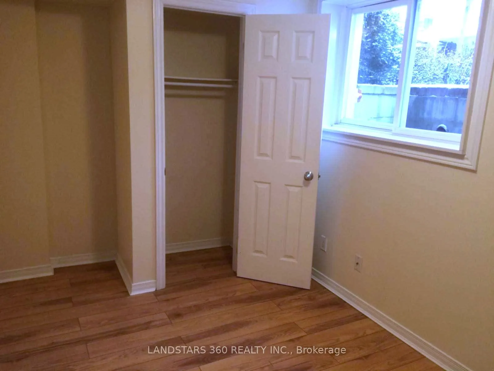 49 Boon Avenue, #Lower