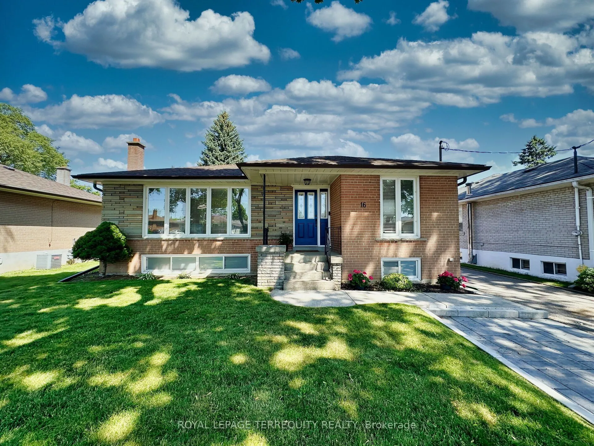 16 Pagebrook Drive