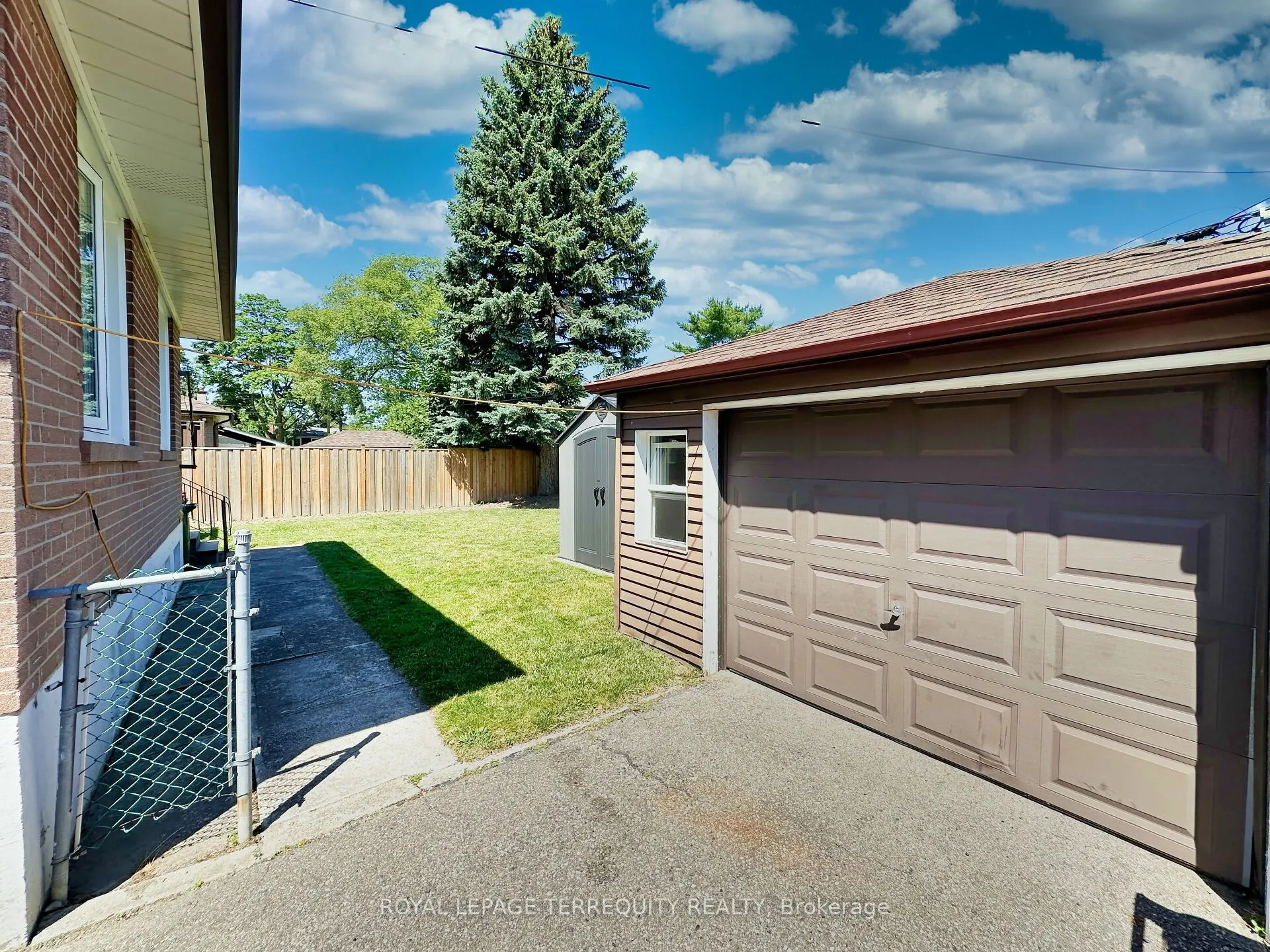 16 Pagebrook Drive