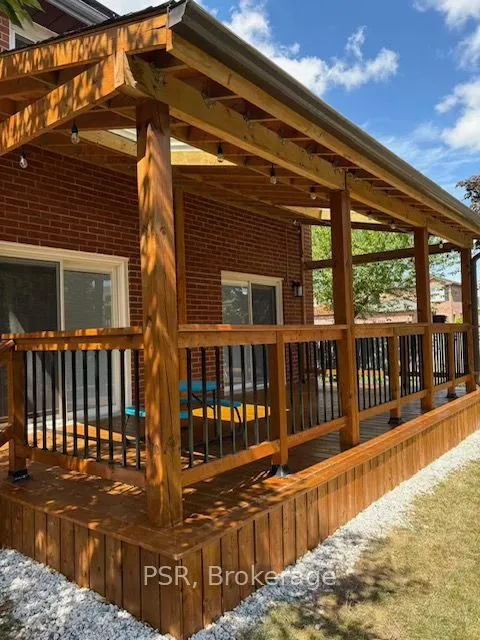 813 Willowbank Trail