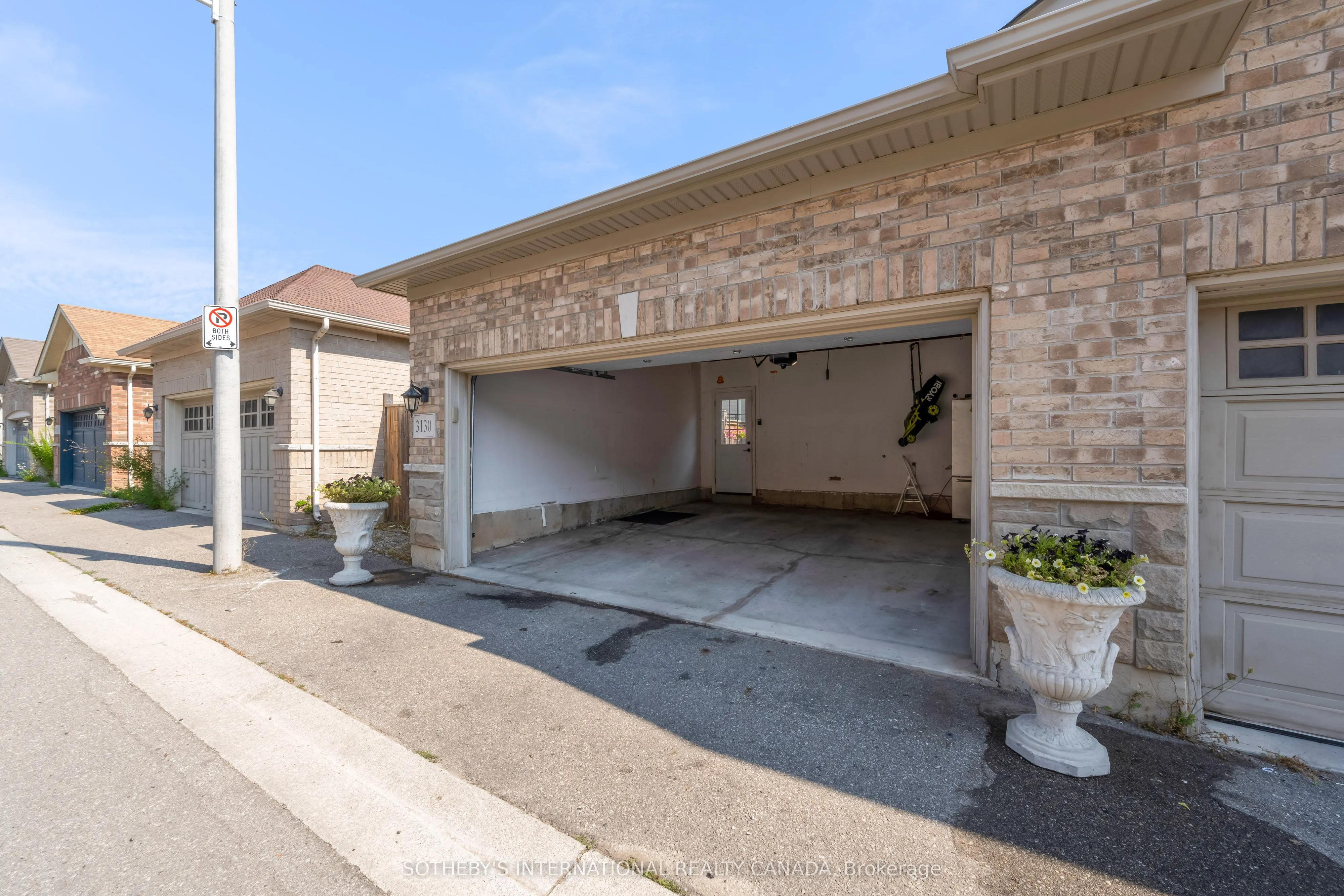 3130 Robert Brown Boulevard