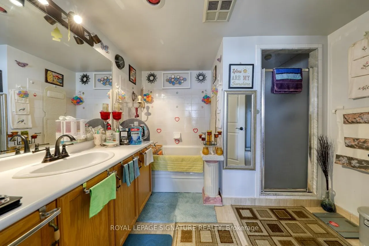 6 Humberline Drive, #904