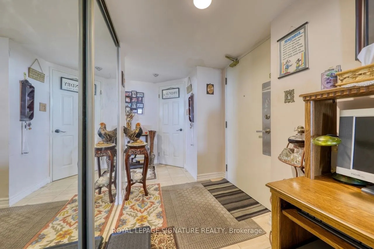 6 Humberline Drive, #904