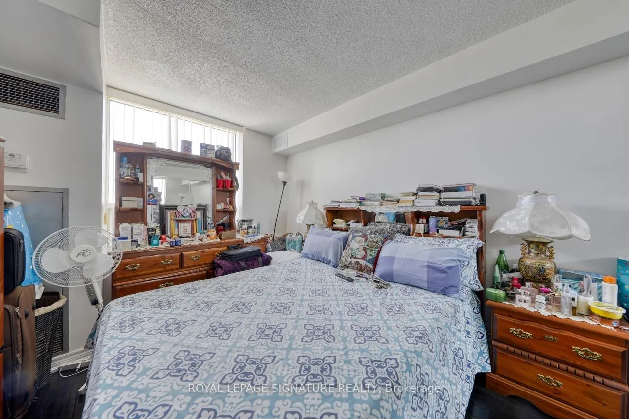 6 Humberline Drive, #904