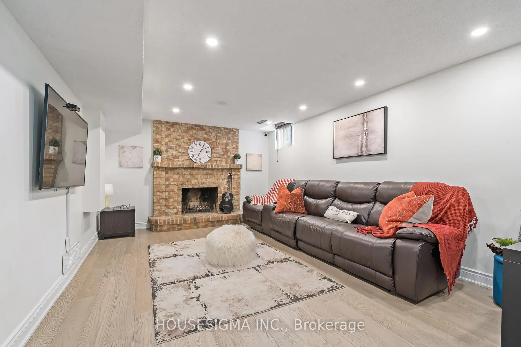 4212 Powderhorn Crescent