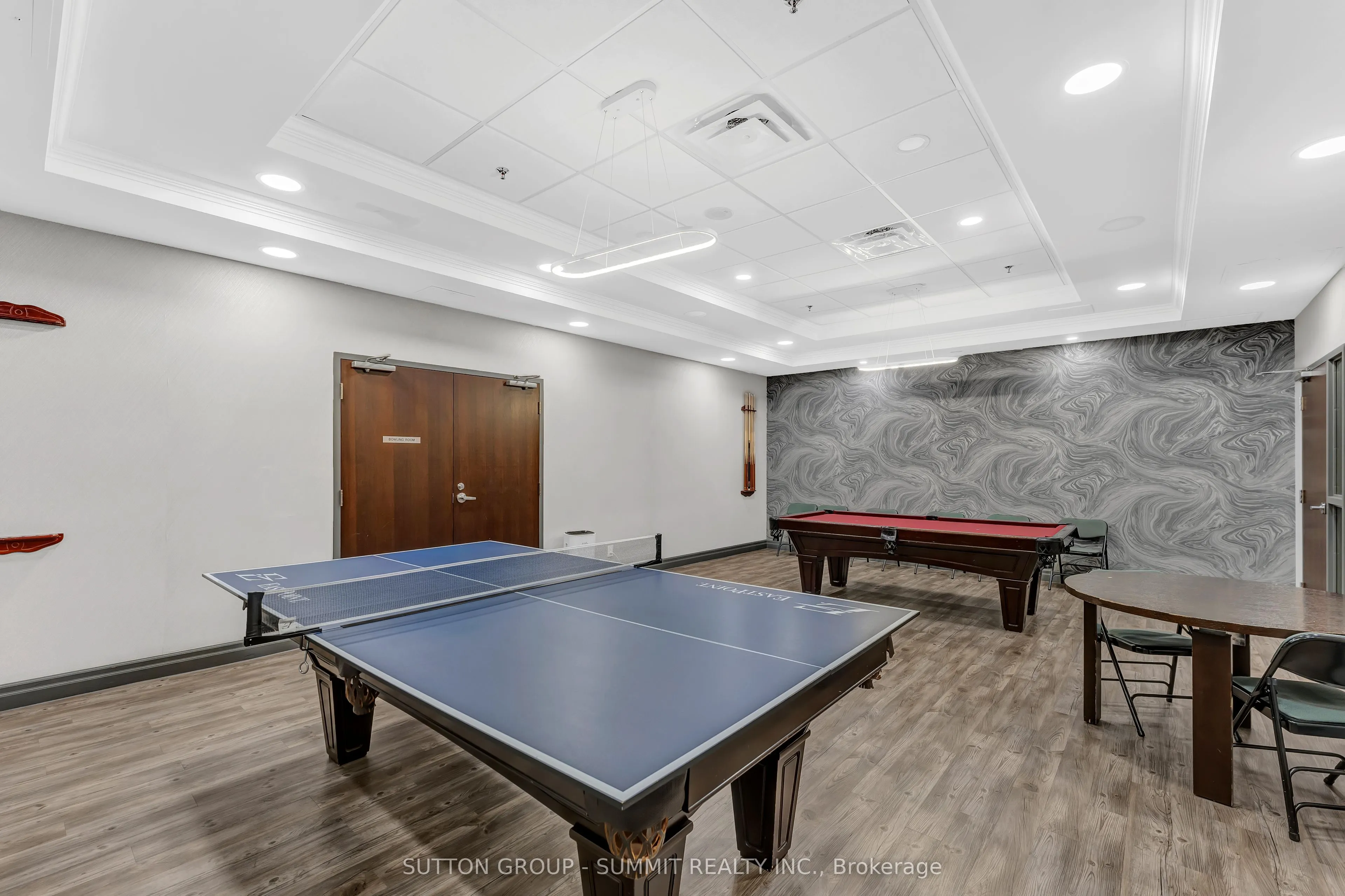 335 RATHBURN Road W, #2103
