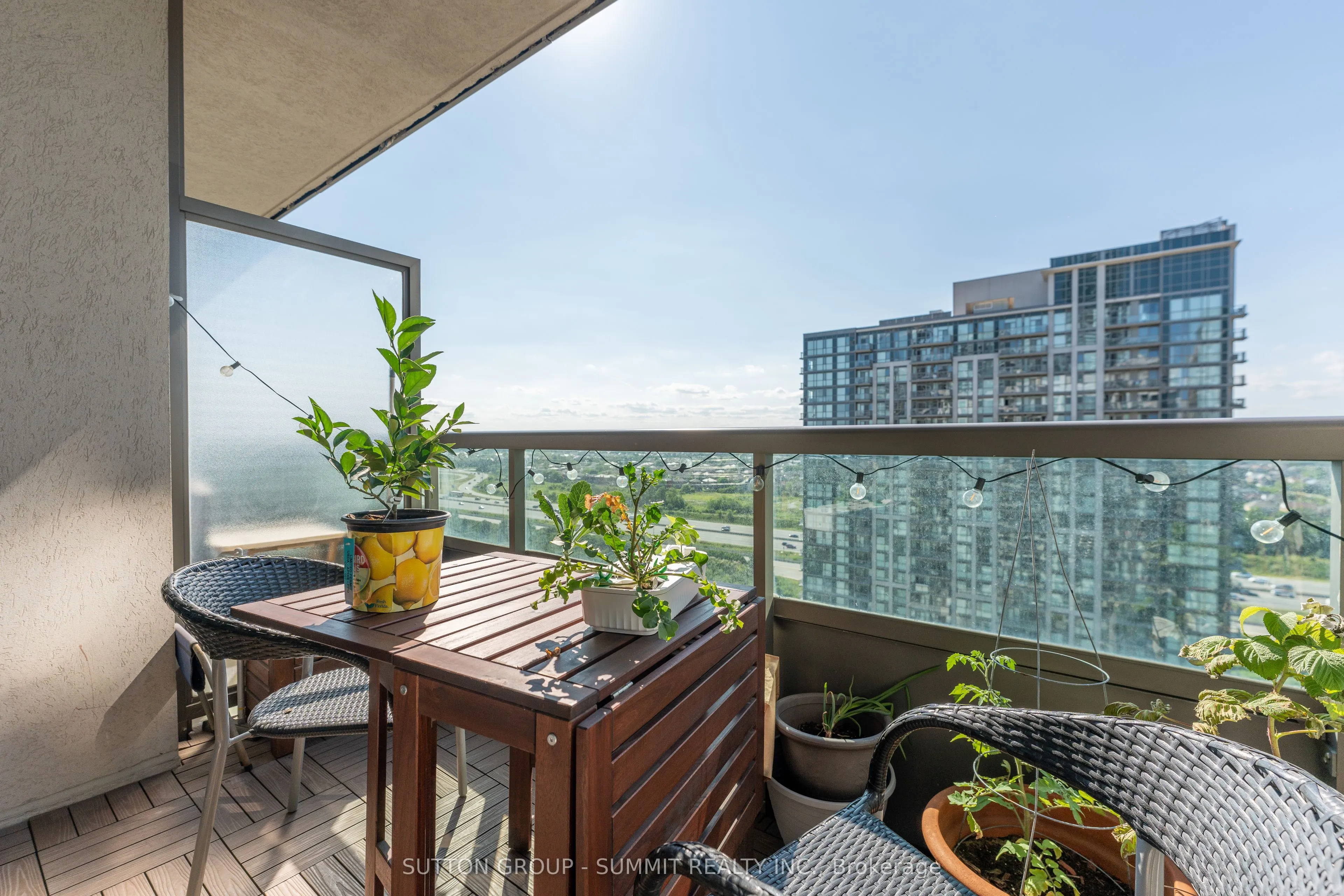 335 RATHBURN Road W, #2103