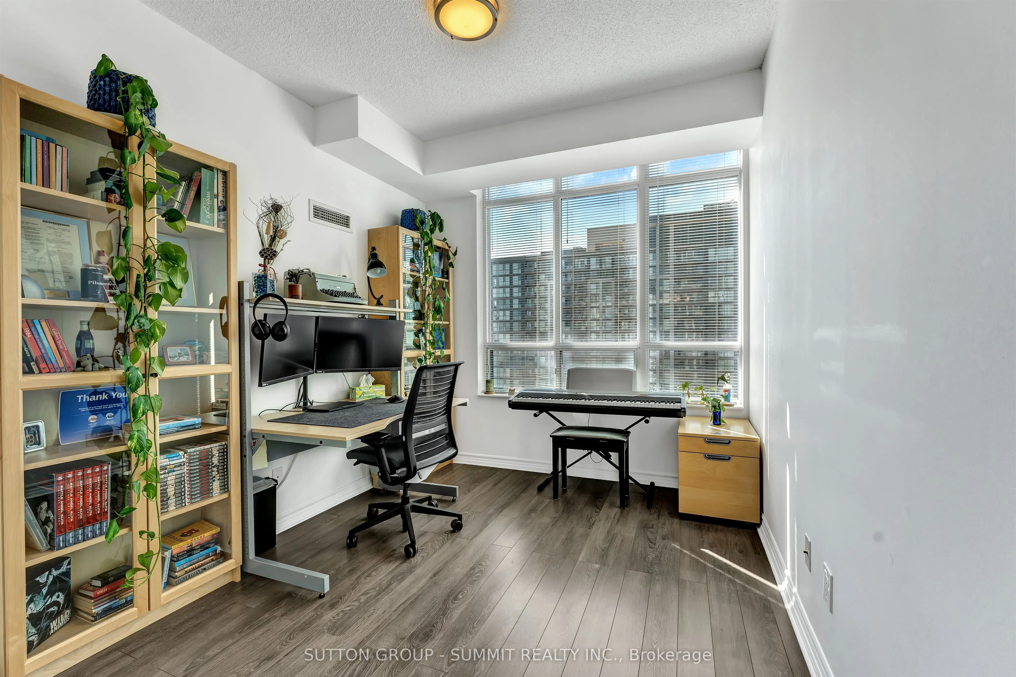 335 RATHBURN Road W, #2103