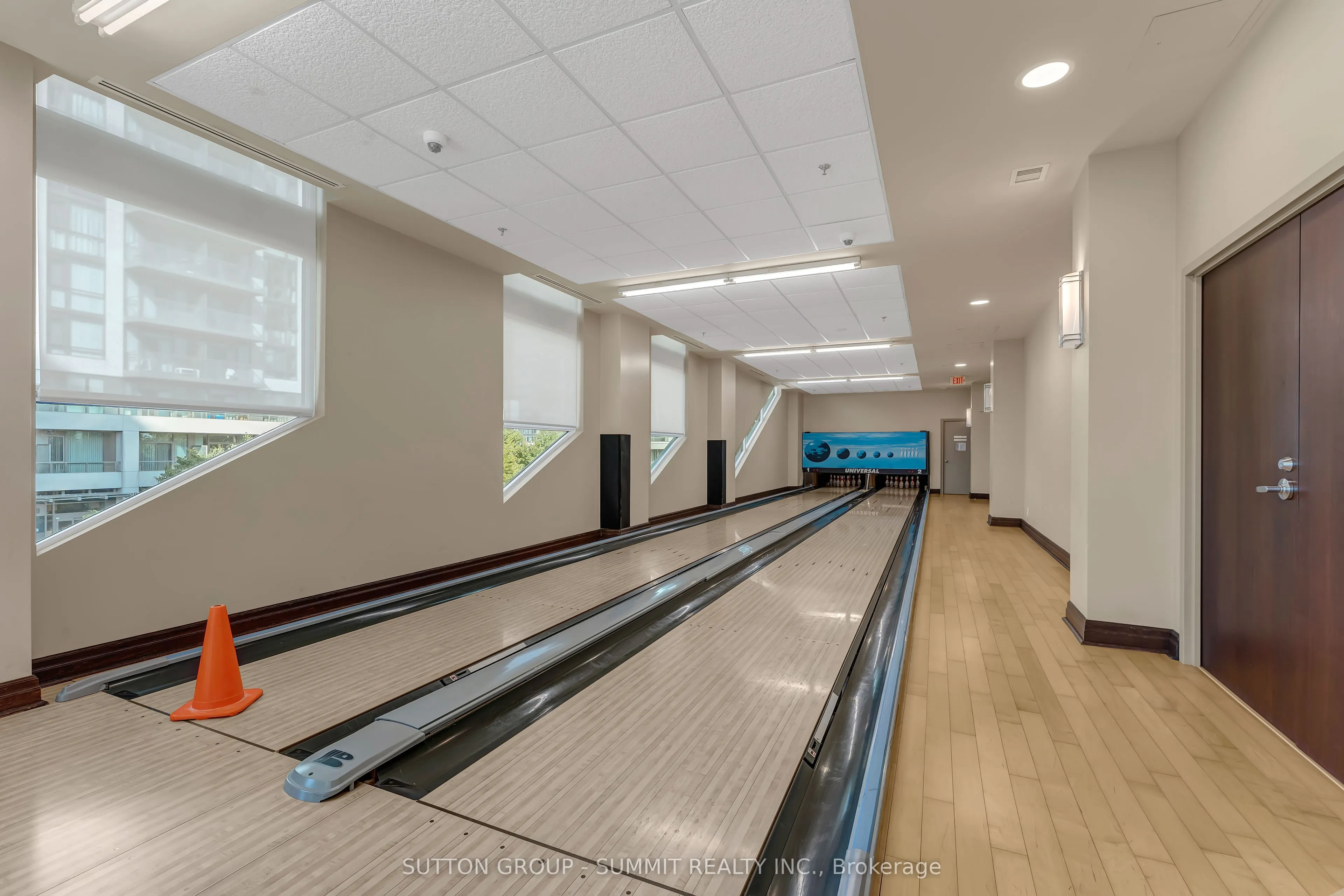 335 RATHBURN Road W, #2103