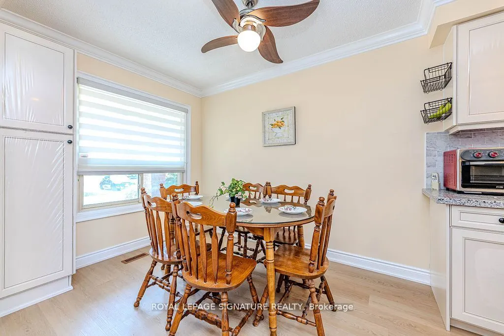 4726 Antelope Crescent