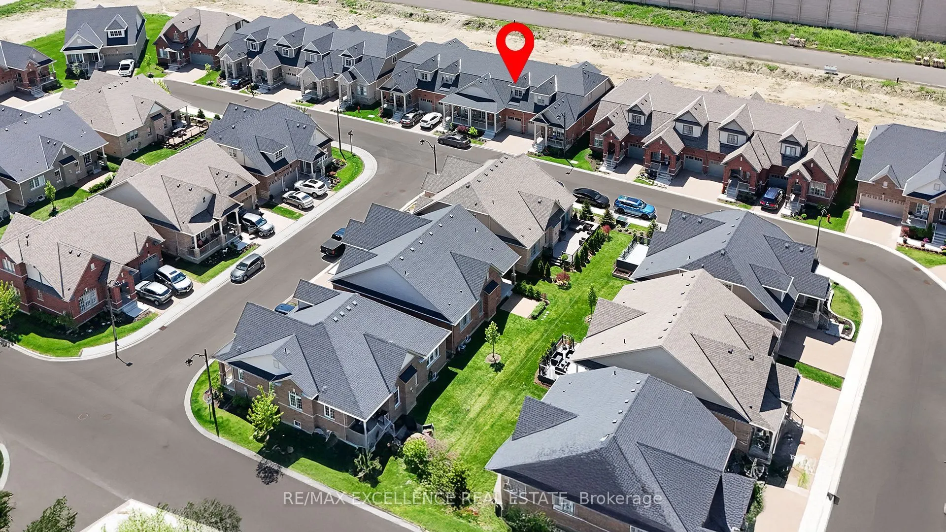 28 Bluestone Crescent, #28