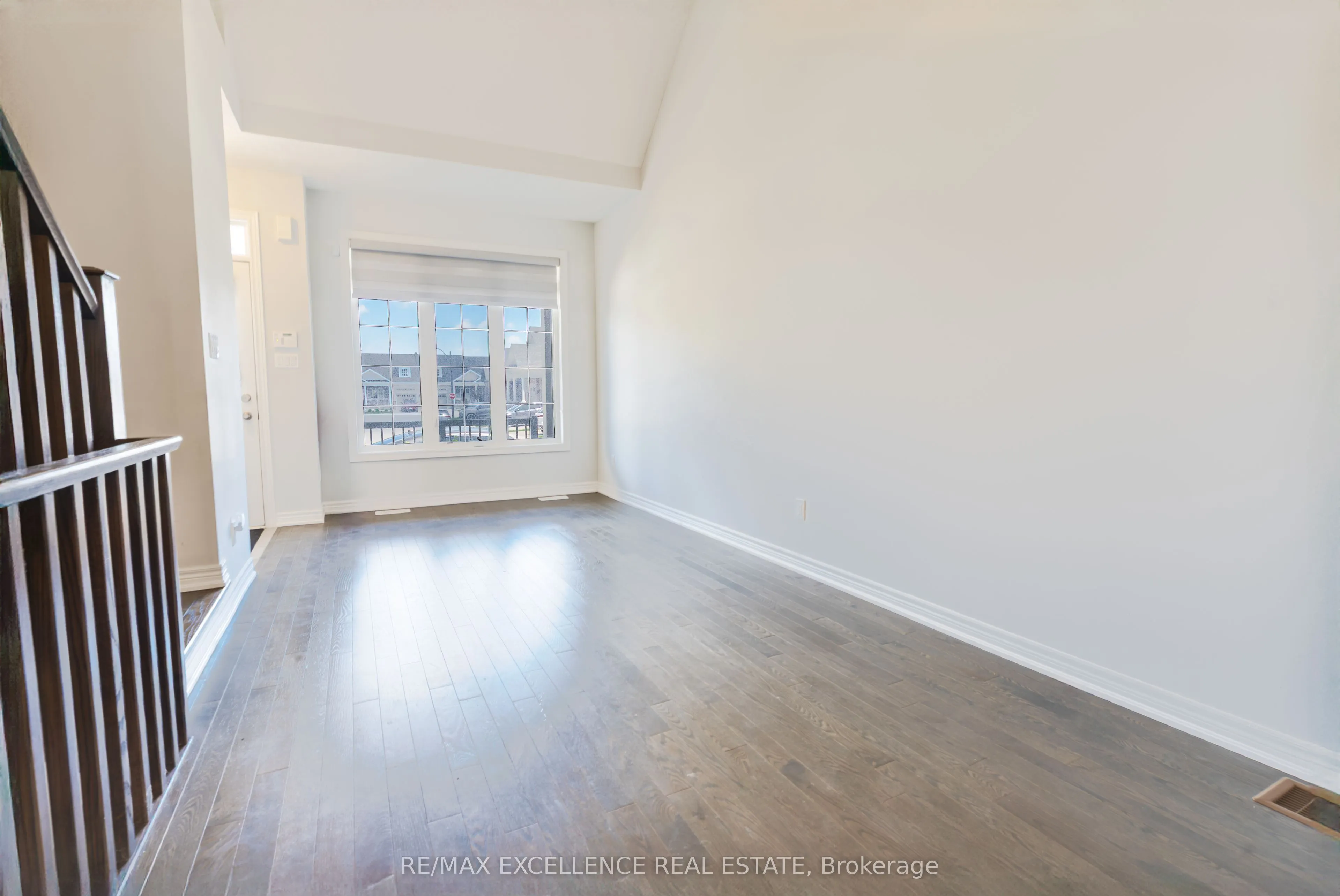 28 Bluestone Crescent, #28