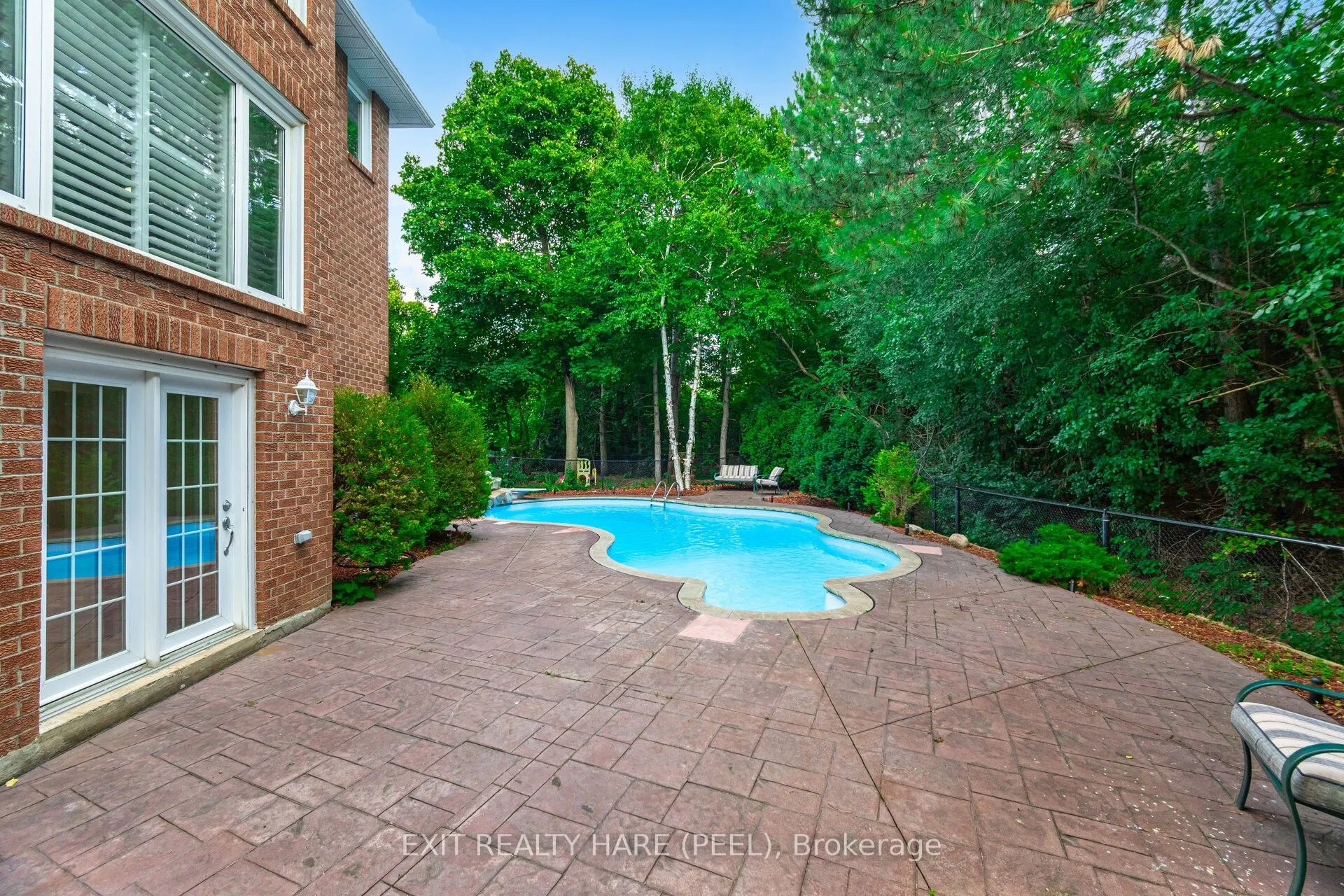 60 Esker Drive