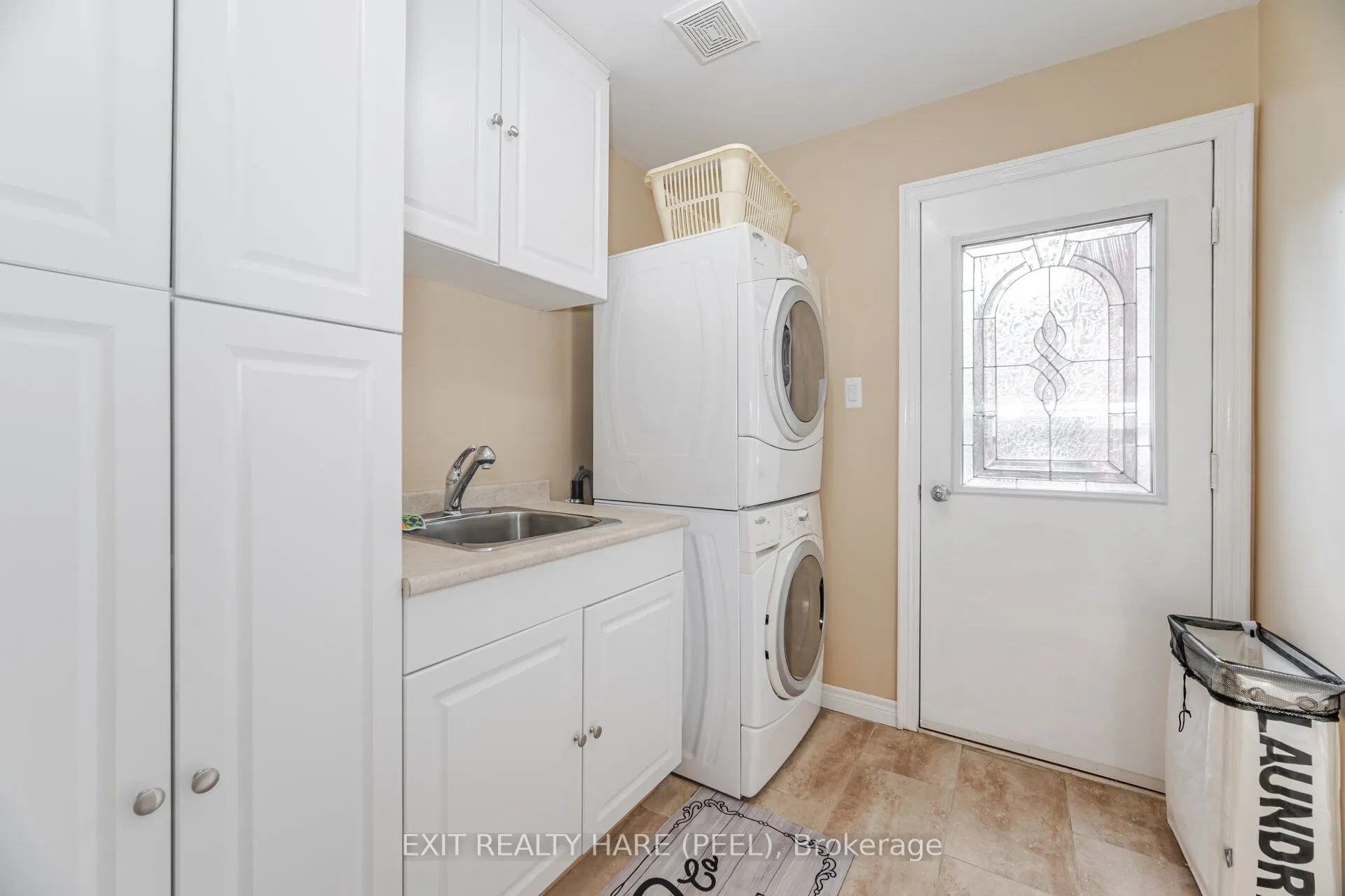 60 Esker Drive