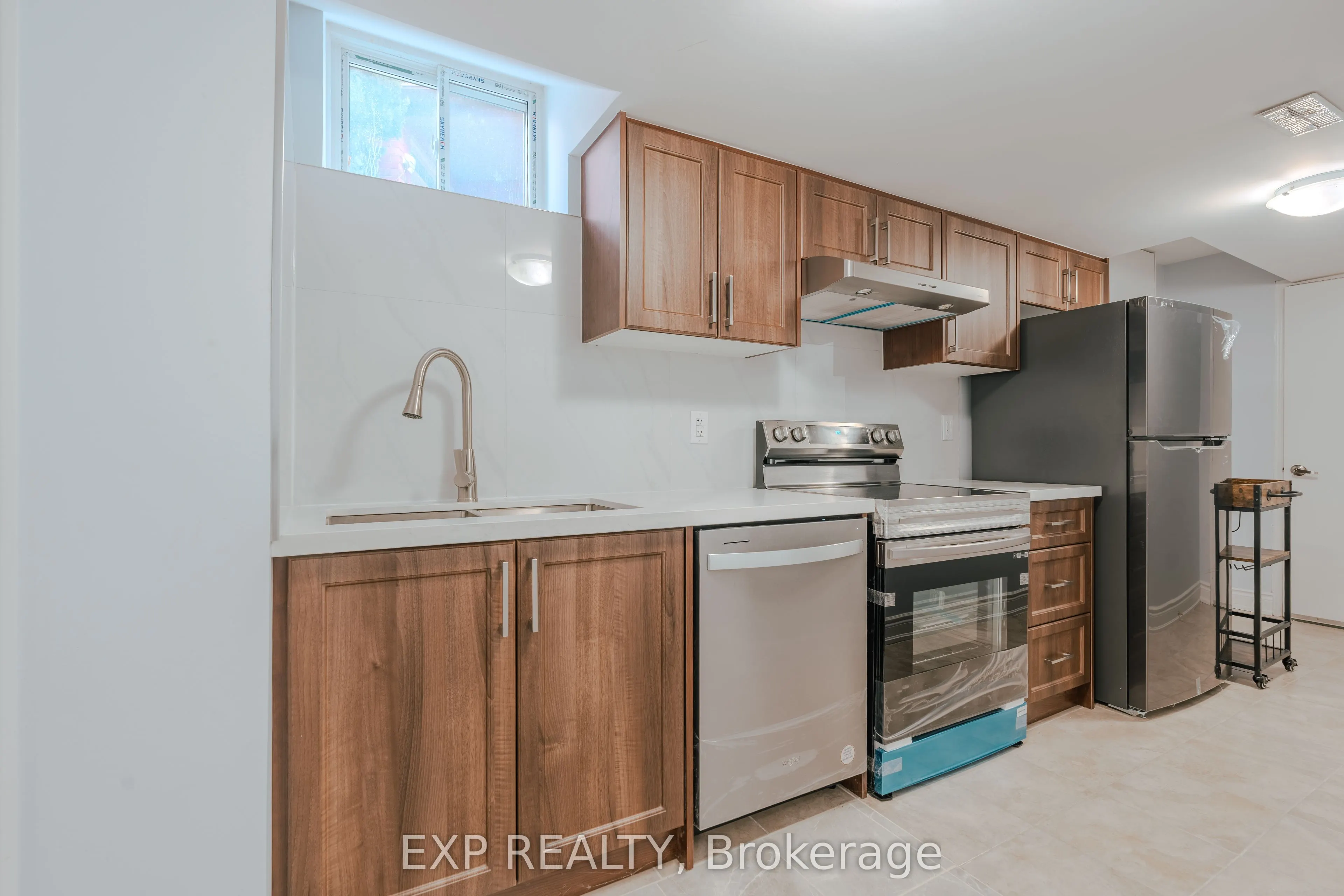 244 Breton Avenue, #Bsmt