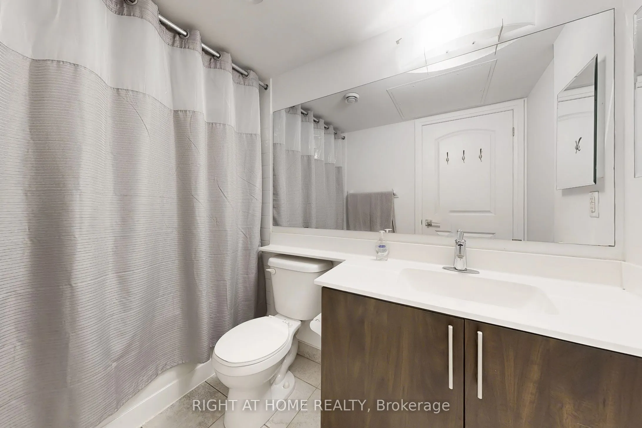 1070 Sheppard Avenue W, #214