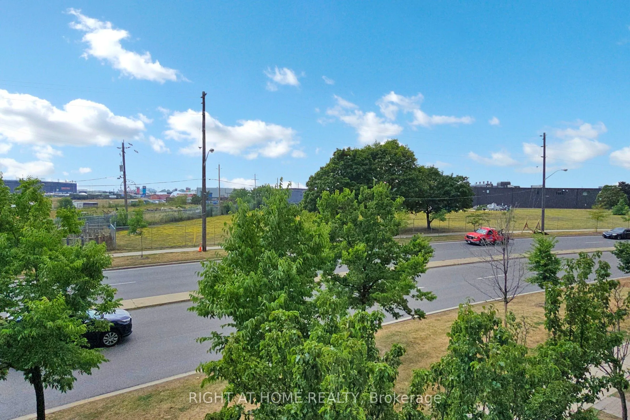 1070 Sheppard Avenue W, #214