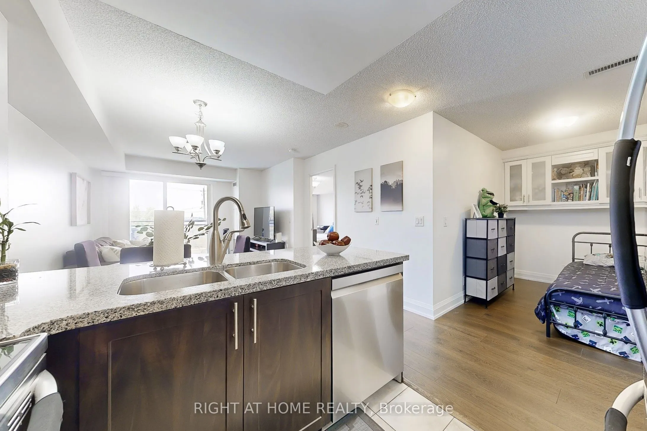 1070 Sheppard Avenue W, #214