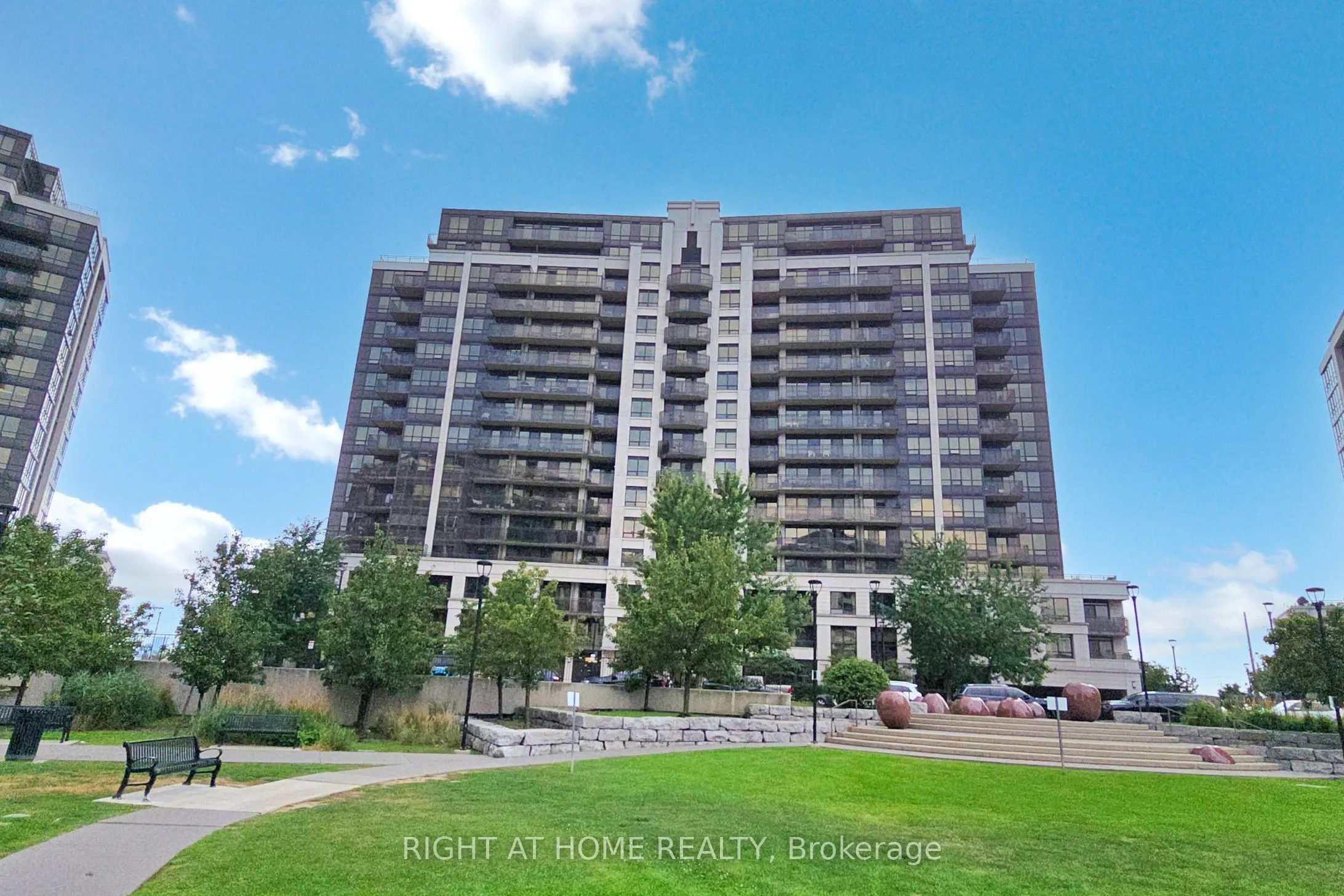 1070 Sheppard Avenue W, #214