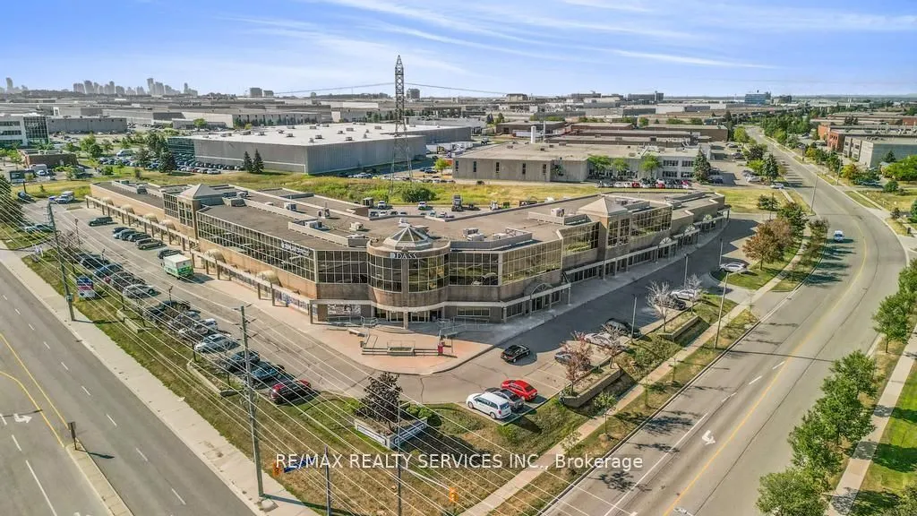 6660 Kennedy Road, #202