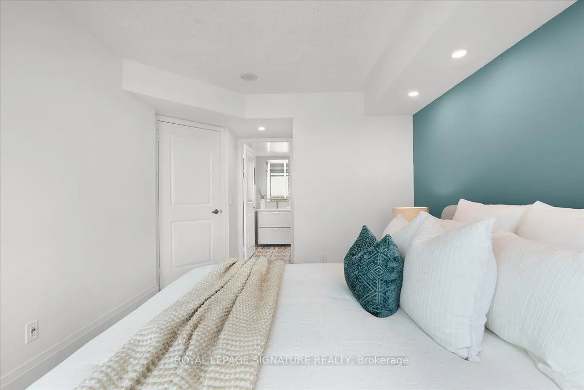 225 Sherway Gardens Road, #2105