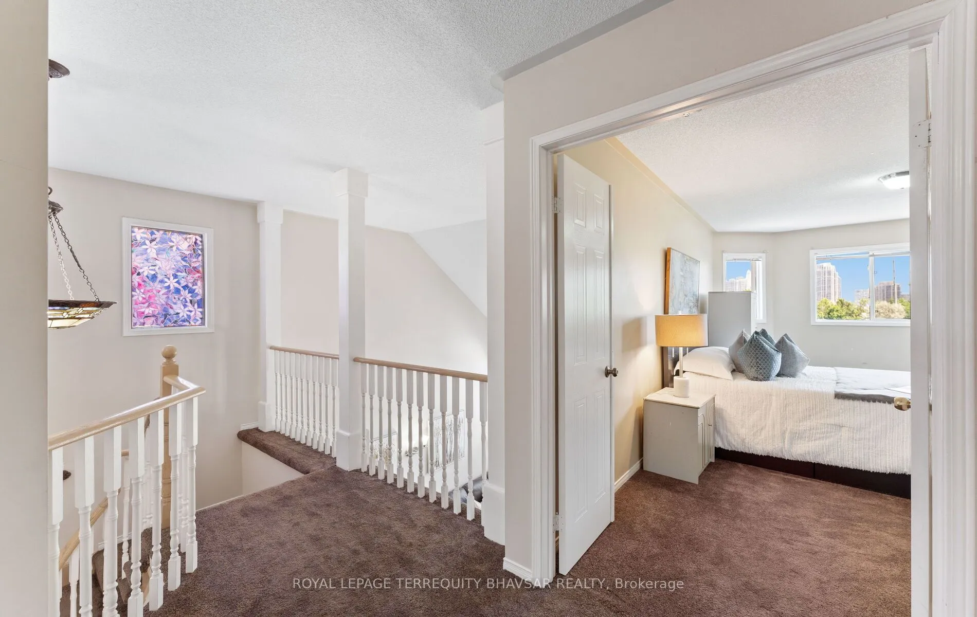 382 Harrowsmith Drive