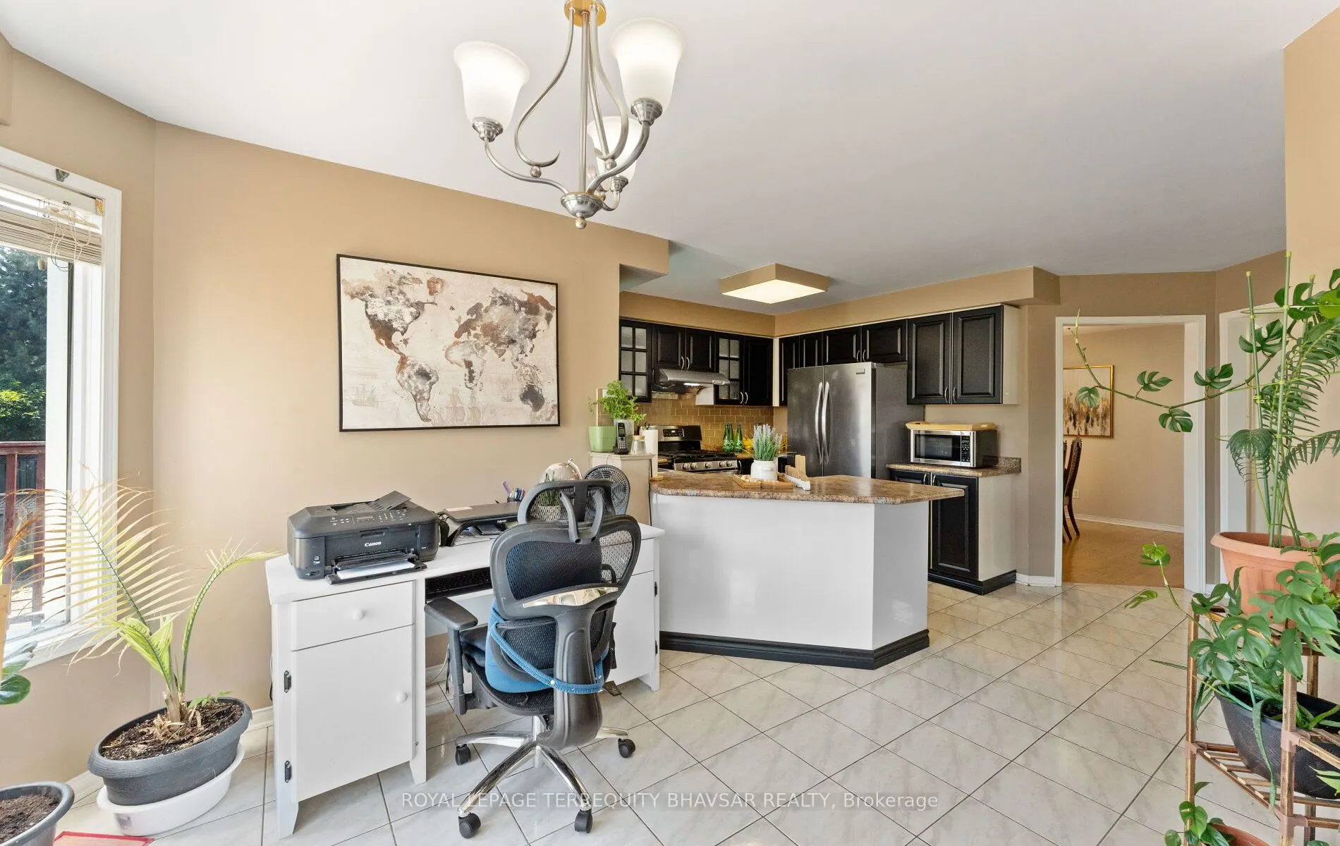 382 Harrowsmith Drive