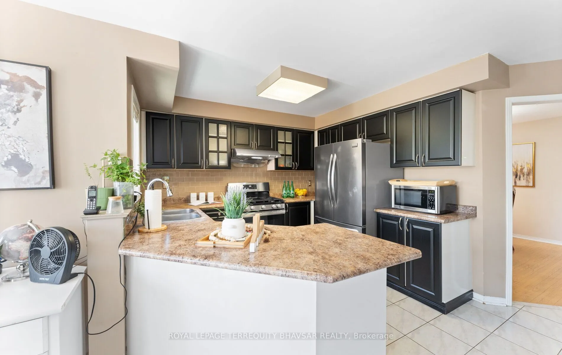 382 Harrowsmith Drive