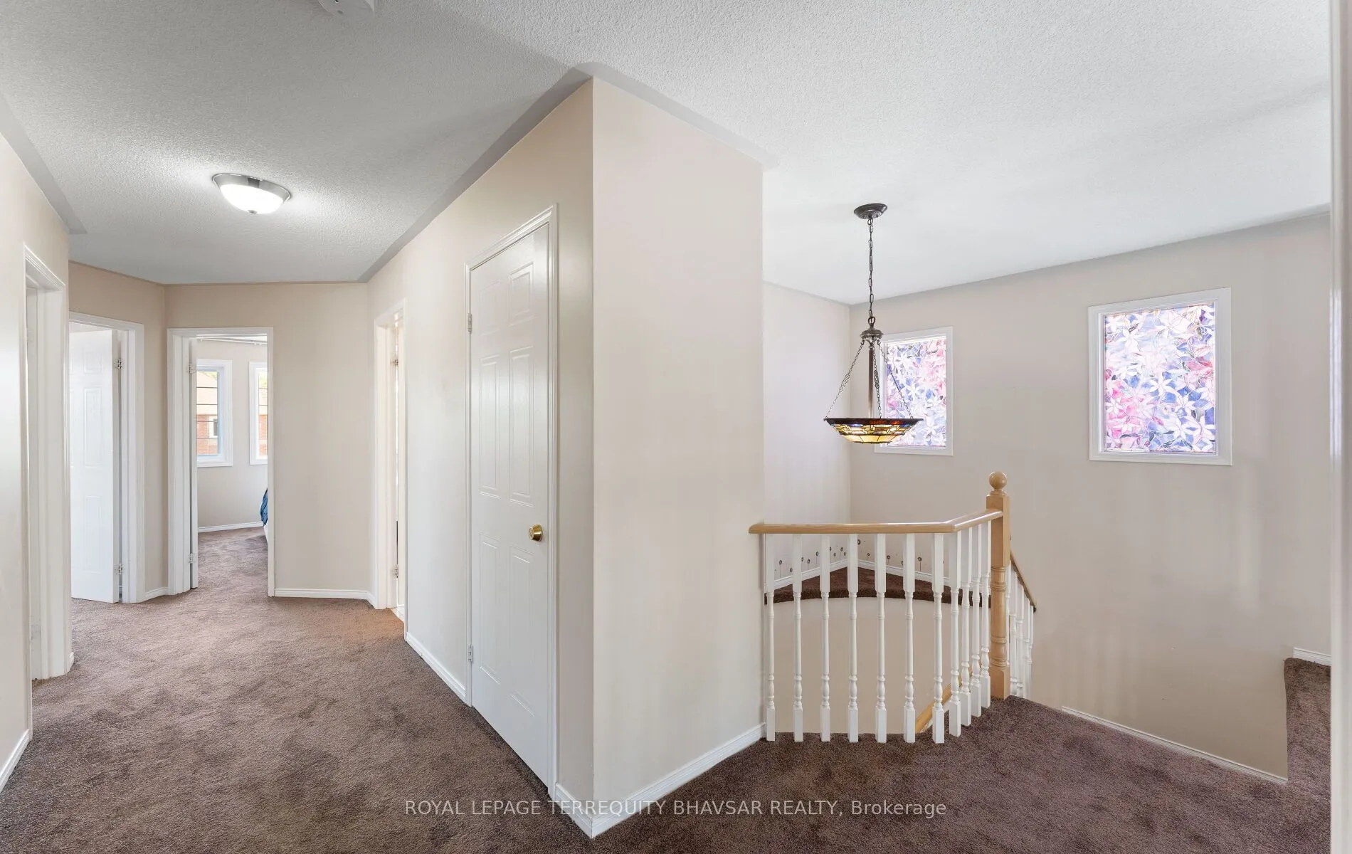 382 Harrowsmith Drive