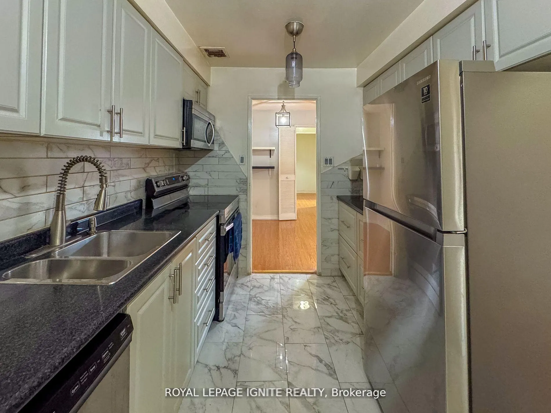 3455 Morning Star Drive, #208
