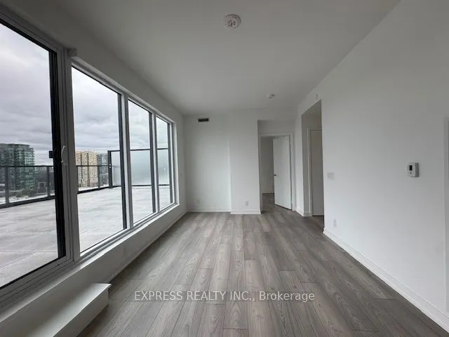 285 Dufferin Street, #825