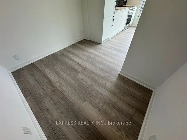 285 Dufferin Street, #825