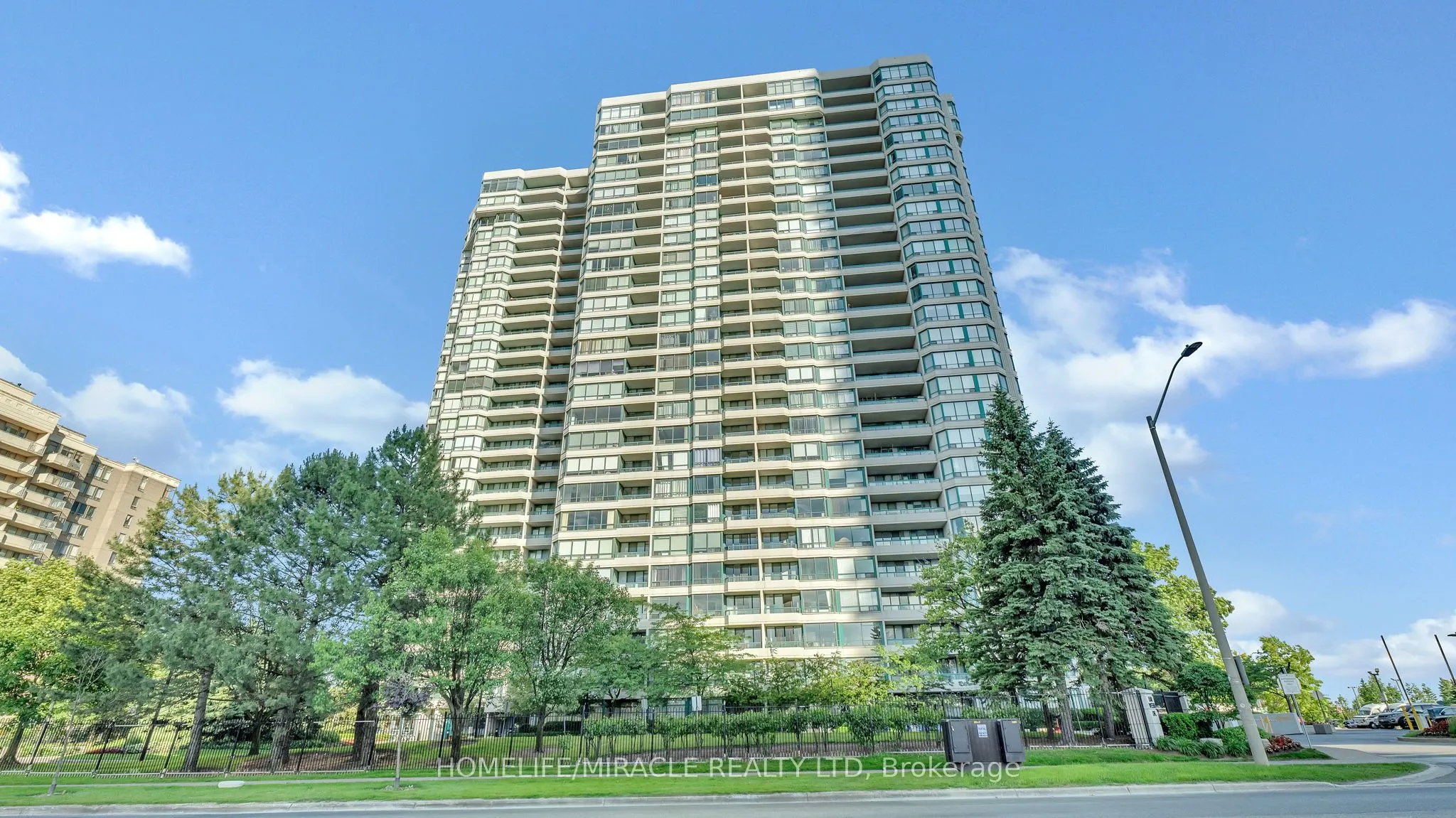 550 Webb Drive, #2009