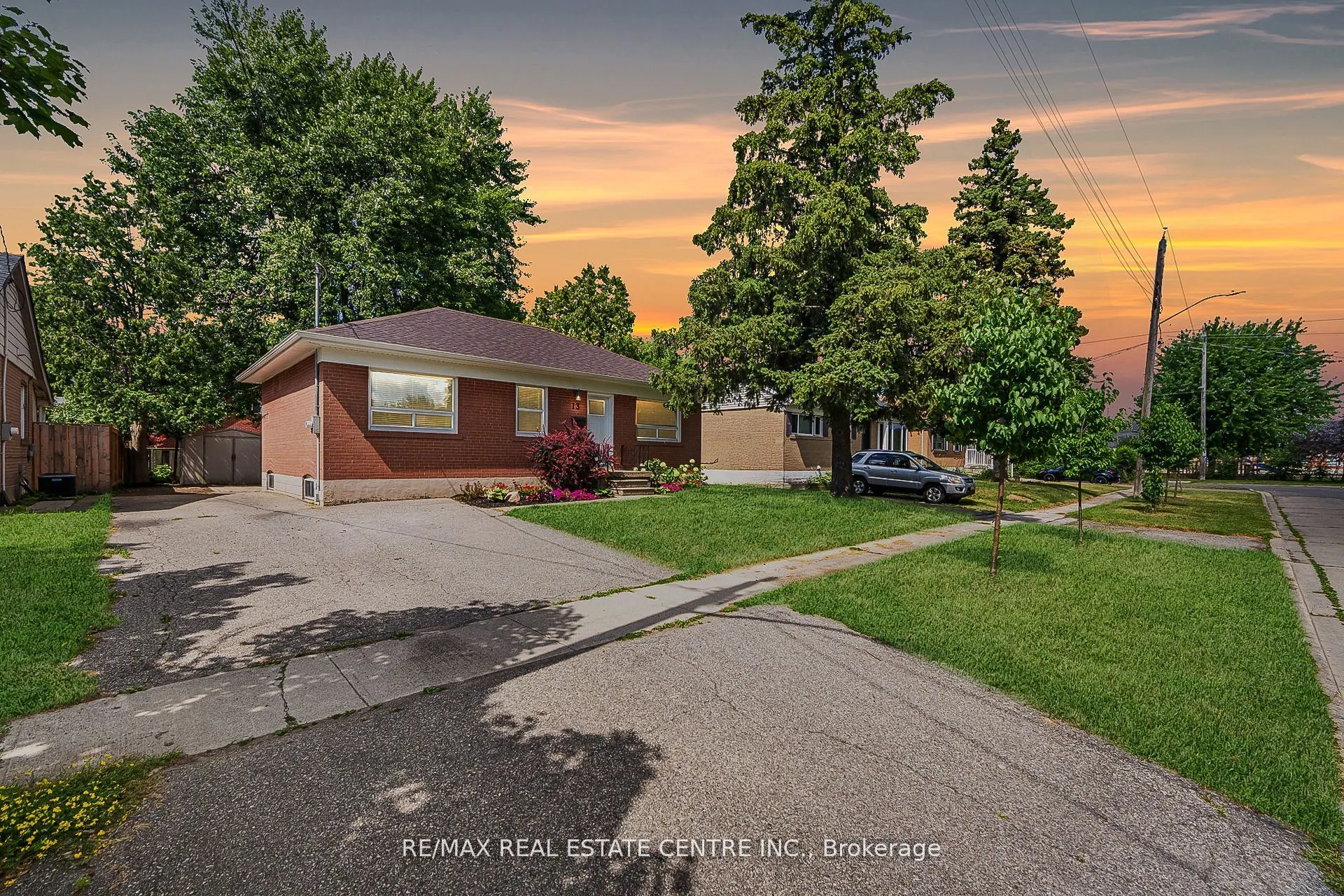 13 Glendale Avenue