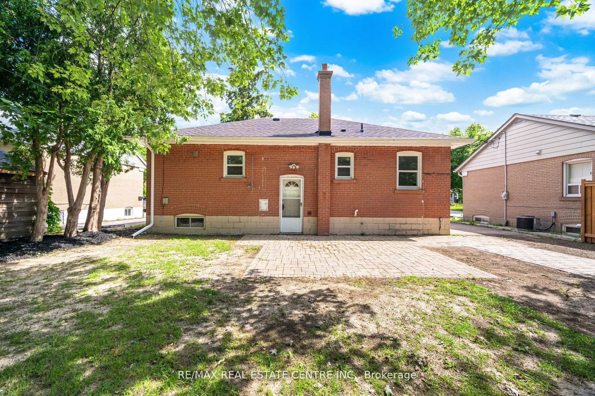 13 Glendale Avenue