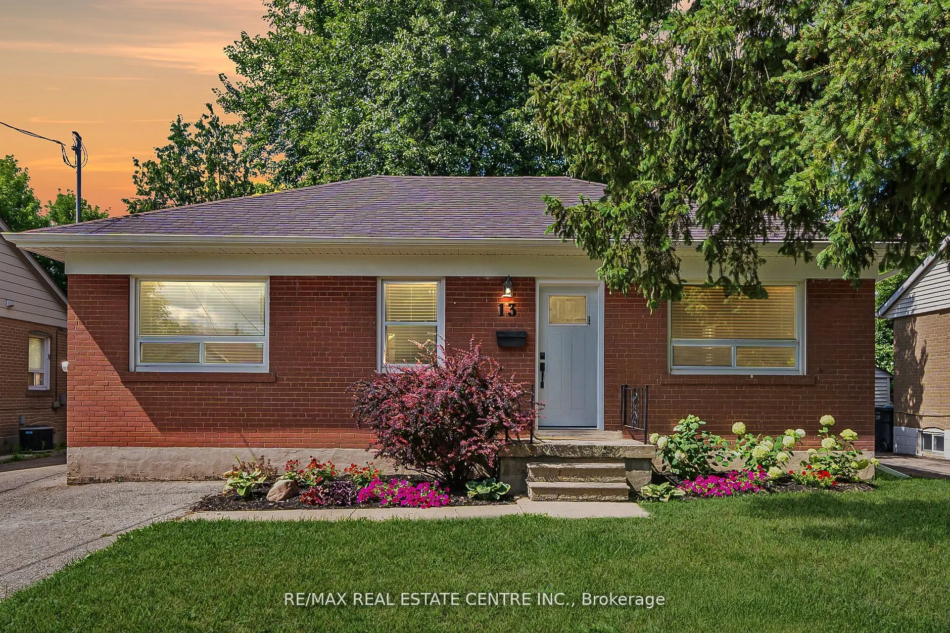 13 Glendale Avenue