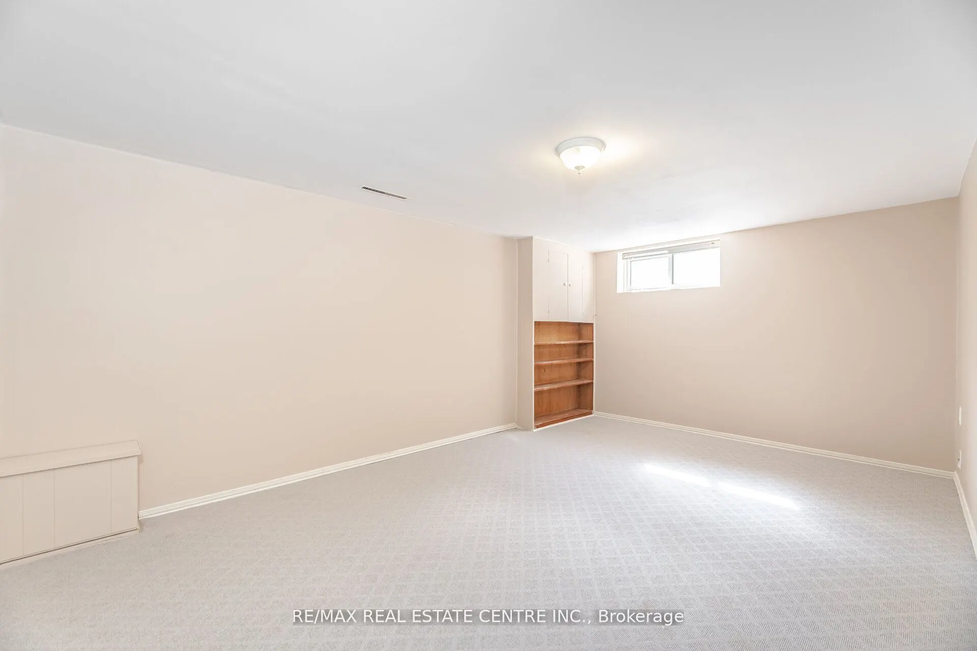 13 Glendale Avenue