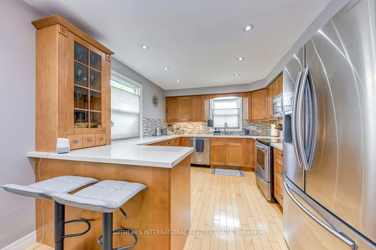 4203 Wheelwright Crescent, #Upper