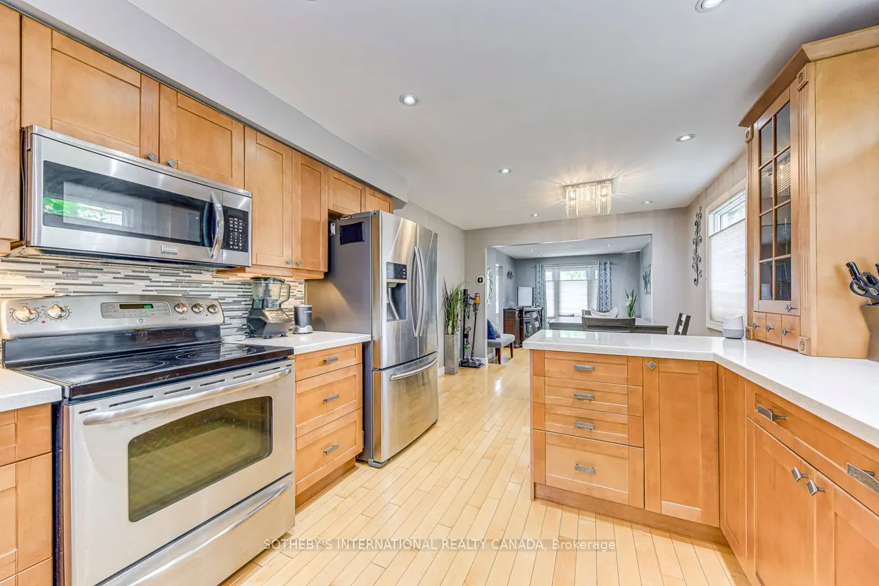 4203 Wheelwright Crescent, #Upper