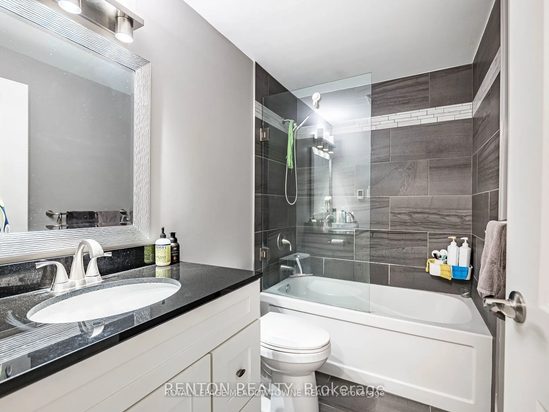 6720 Glen Erin Drive, #1001
