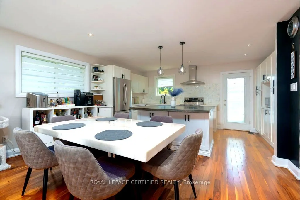 72 Ferndale Crescent