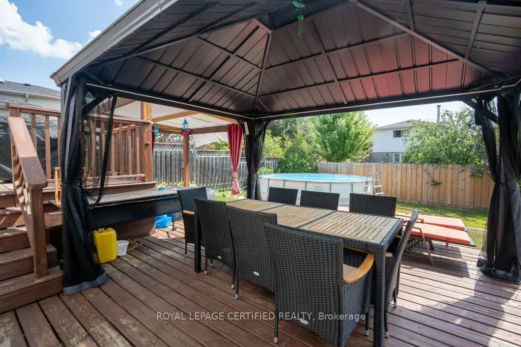 72 Ferndale Crescent