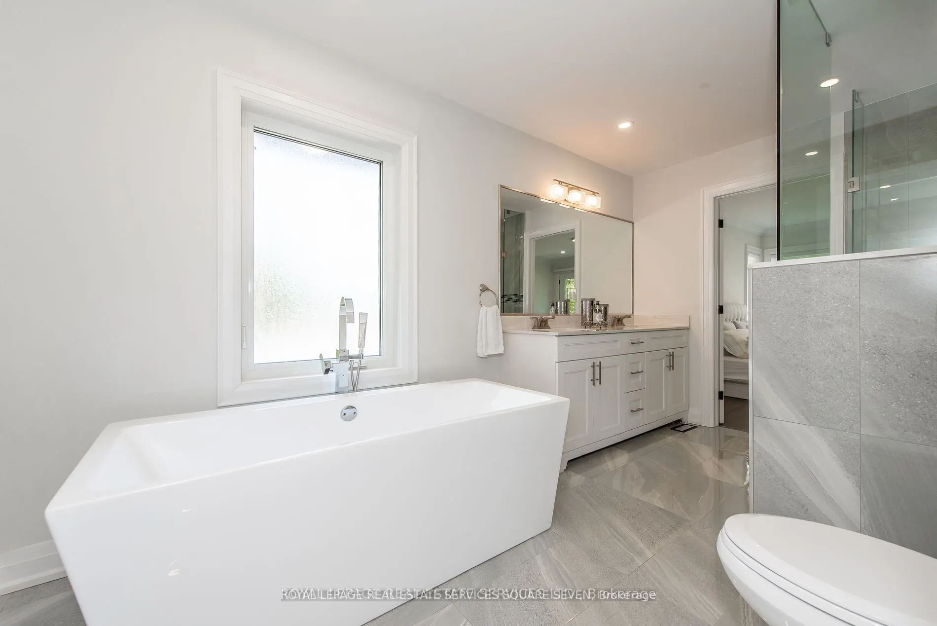 1204 Argreen Road