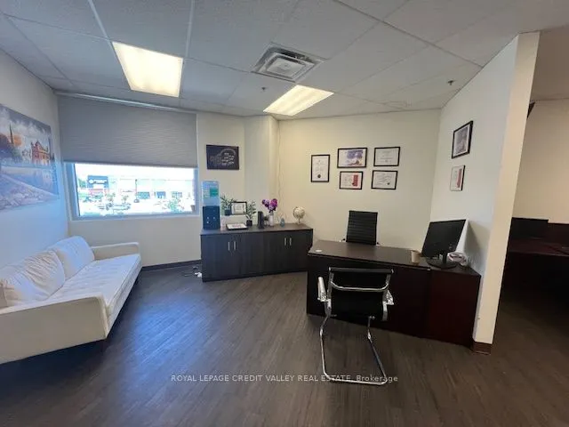 1 Gateway Boulevard, #301