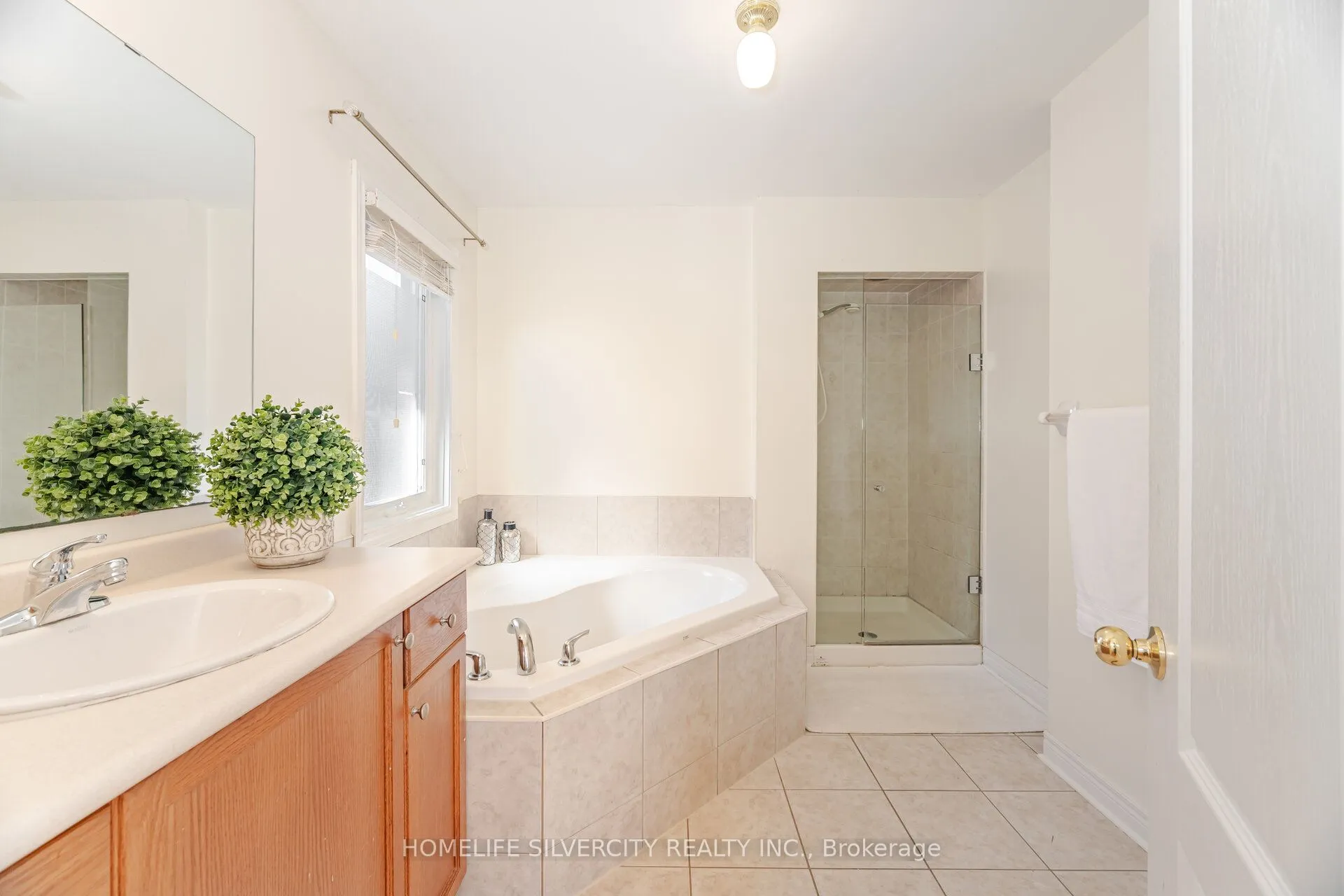 31 Rocky Point Crescent