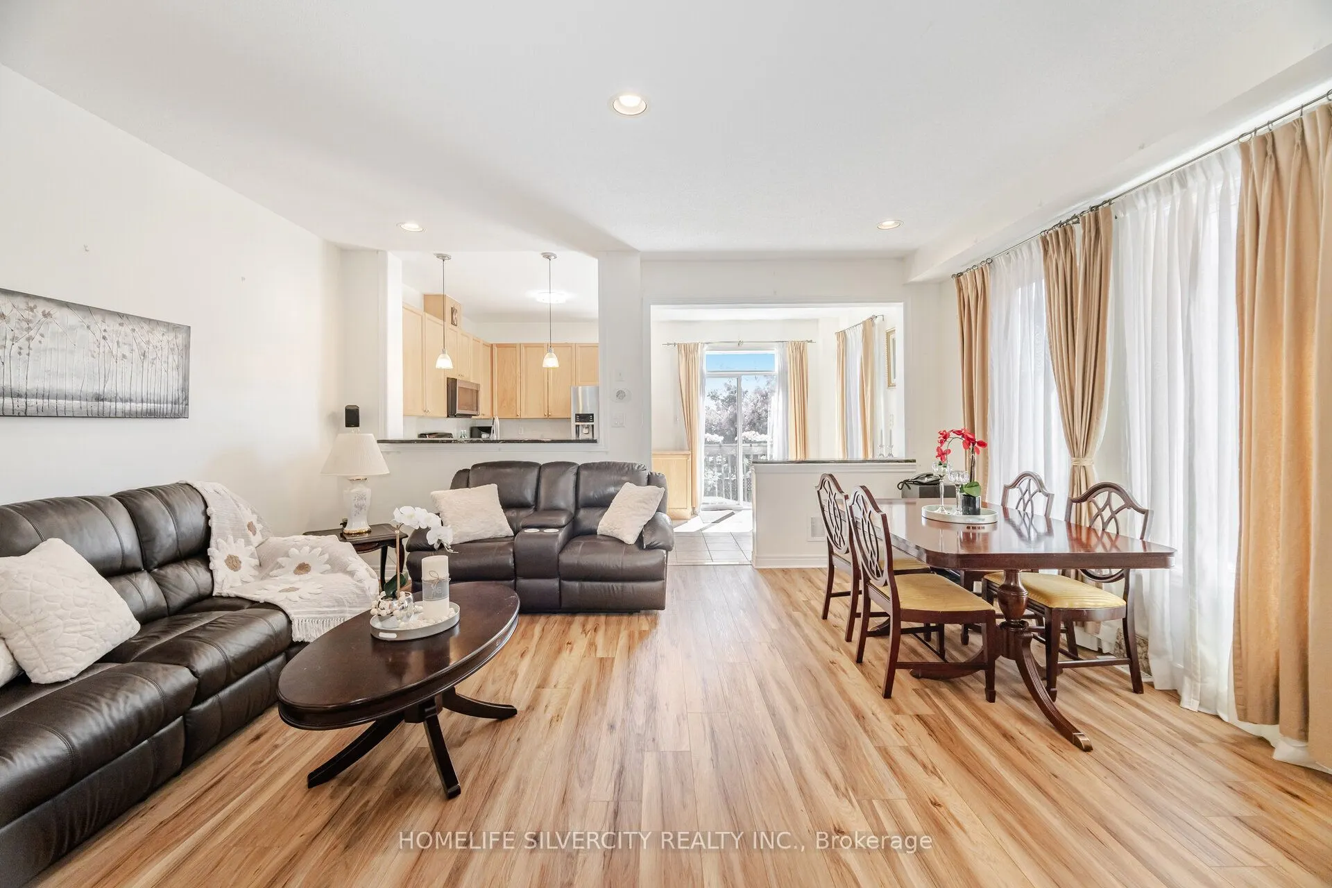 31 Rocky Point Crescent